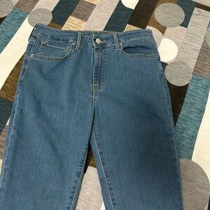 Skinny jeans
